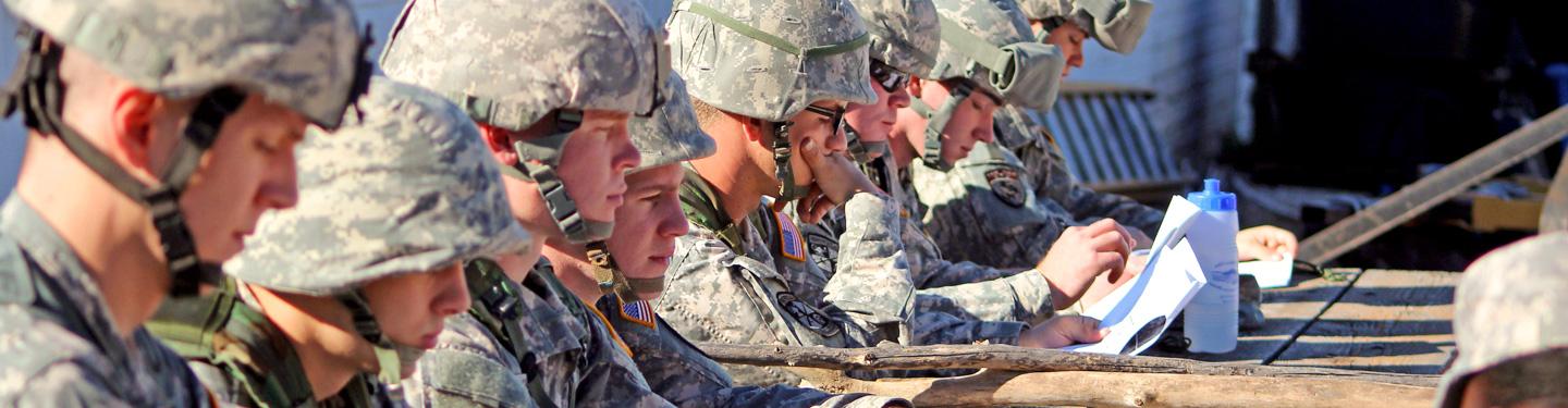 ROTC Students eating lunch